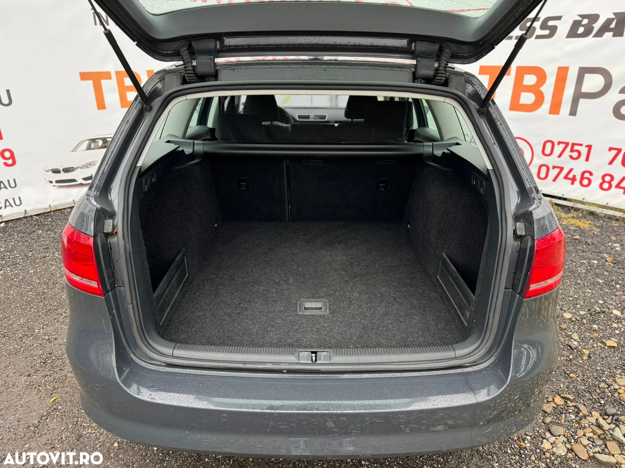 Volkswagen Passat Variant 2.0 TDI BlueMotion Technology DSG Trendline - 23