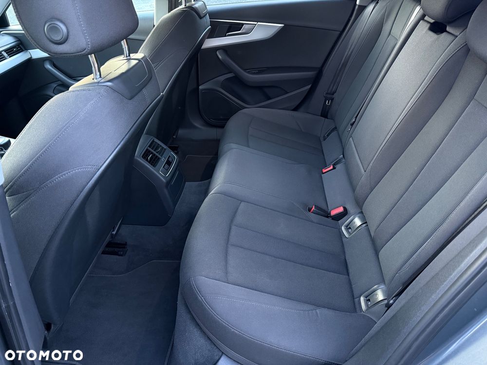 Audi A4 Avant 2.0 TDI S tronic - 9