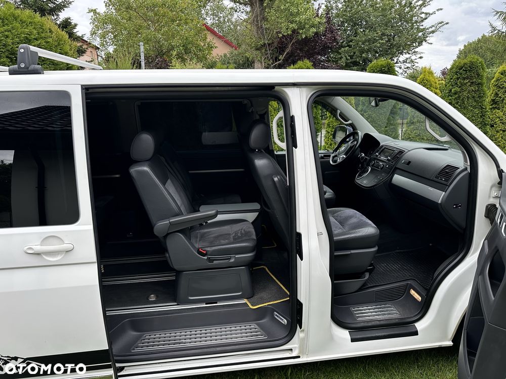 Volkswagen Multivan - 8