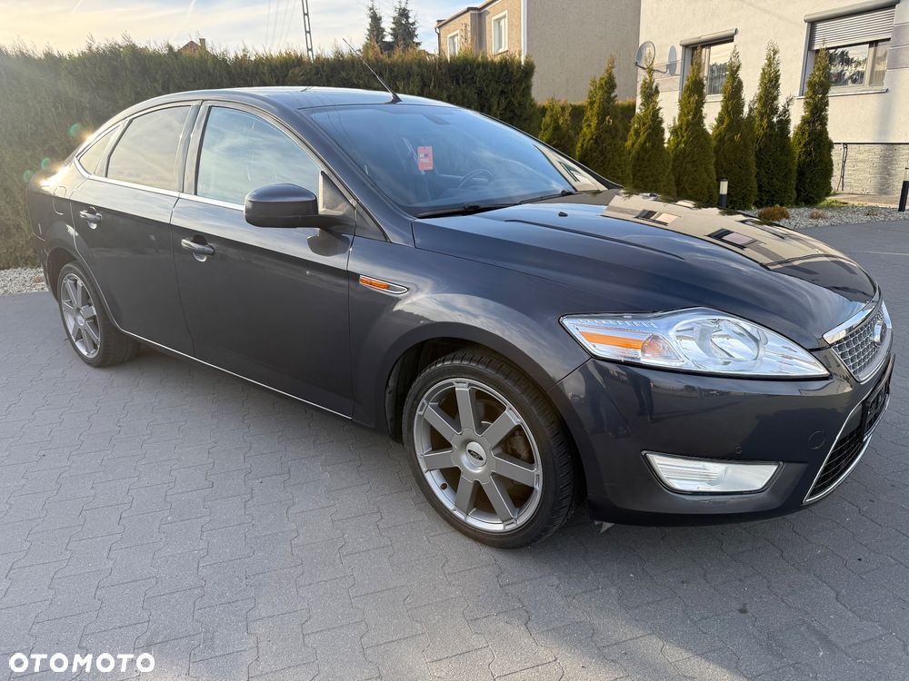 Ford Mondeo 2.0 Champions Edition - 1