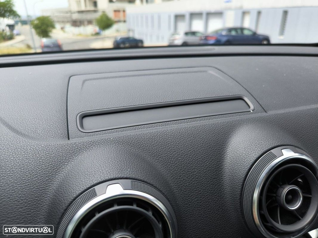 Audi A3 Sportback 2.0 TDI S-line - 43