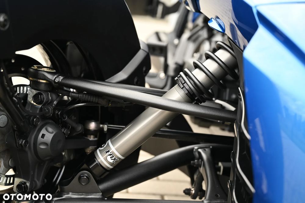 Can-Am Spyder - 19
