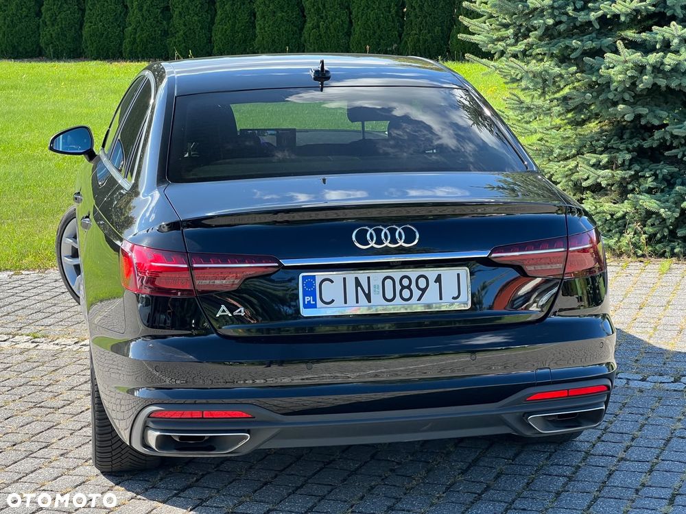 Audi A4 Limousine - 11