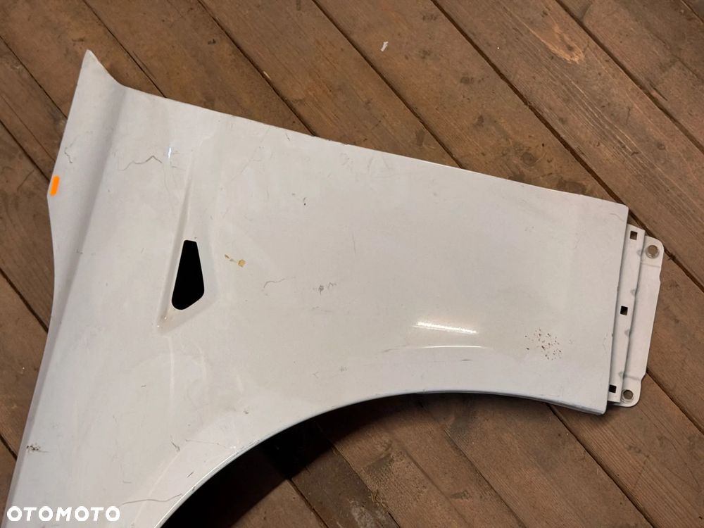 BŁOTNIK LEWY ORYGINALNY TESLA MODEL S BIAŁY - 2