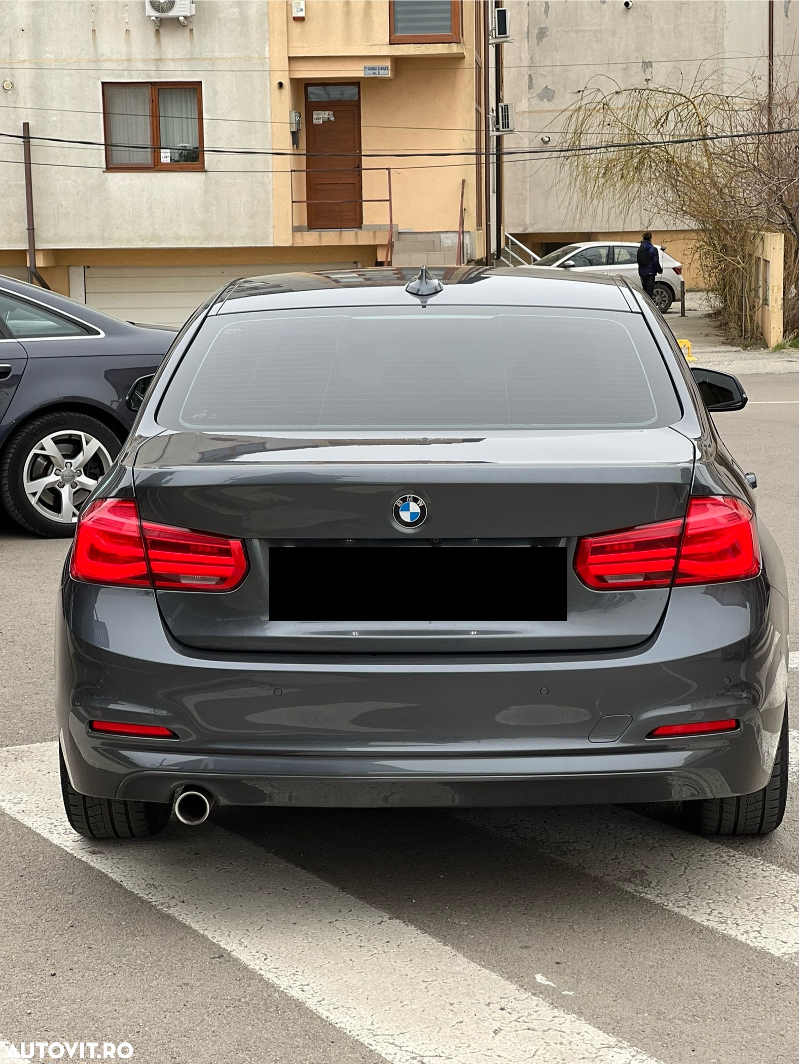 BMW Seria 3 318d Aut. - 5