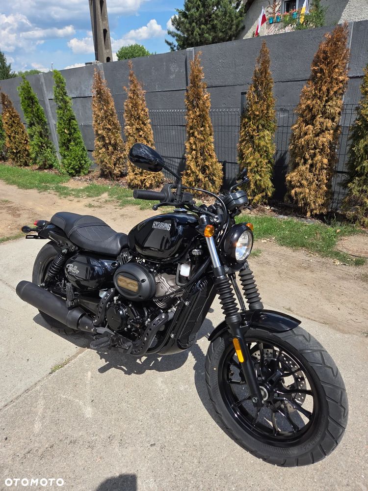 Hyosung GV - 1