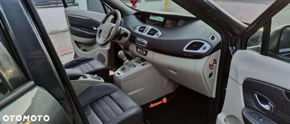 Renault Scenic TCe 130 Dynamique - 25