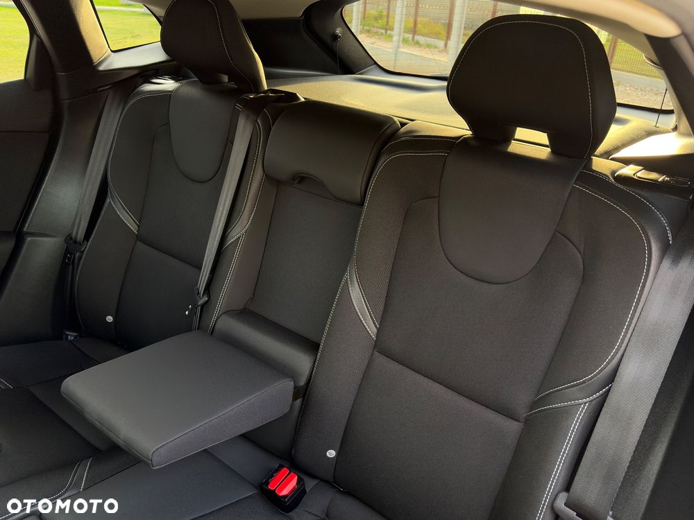 Volvo V40 D2 Momentum - 32