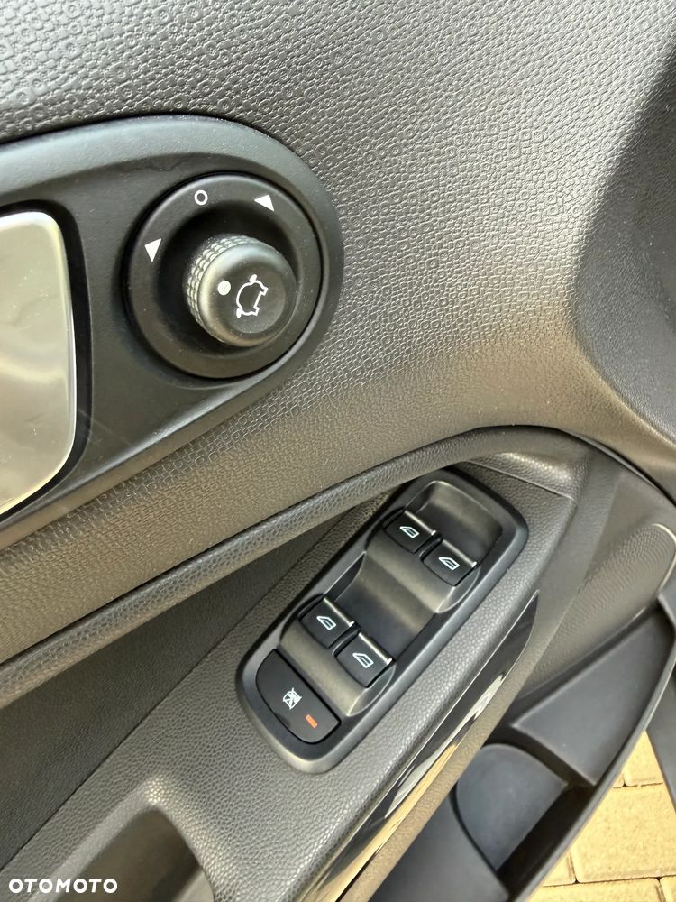 Ford EcoSport 1.0 EcoBoost TITANIUM - 19