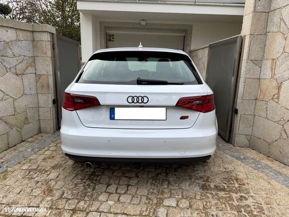 Audi A3 Sportback 1.6 TDI (clean diesel) S line Sport Pack - 10