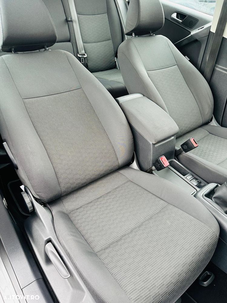 Volkswagen Tiguan 2.0 TDI DPF BlueMotion Technology Trend & Fun - 17