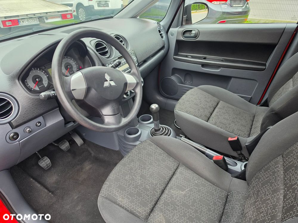 Mitsubishi Colt - 7