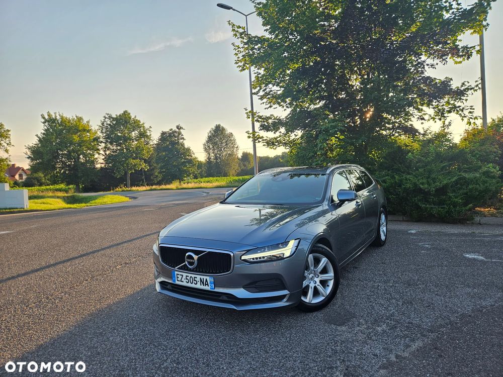 Volvo V90 D3 Geartronic Momentum Pro - 11