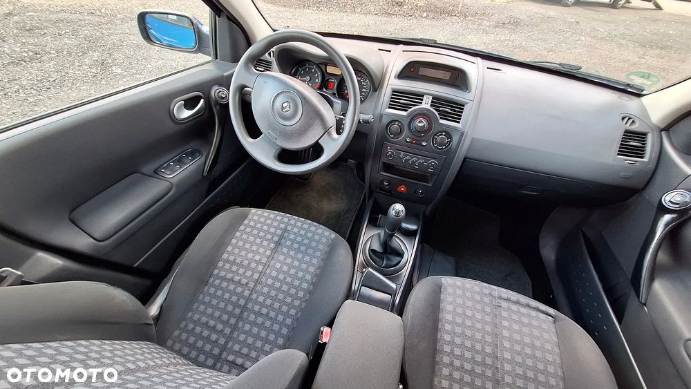 Renault Megane 1.6 Authentique - 30