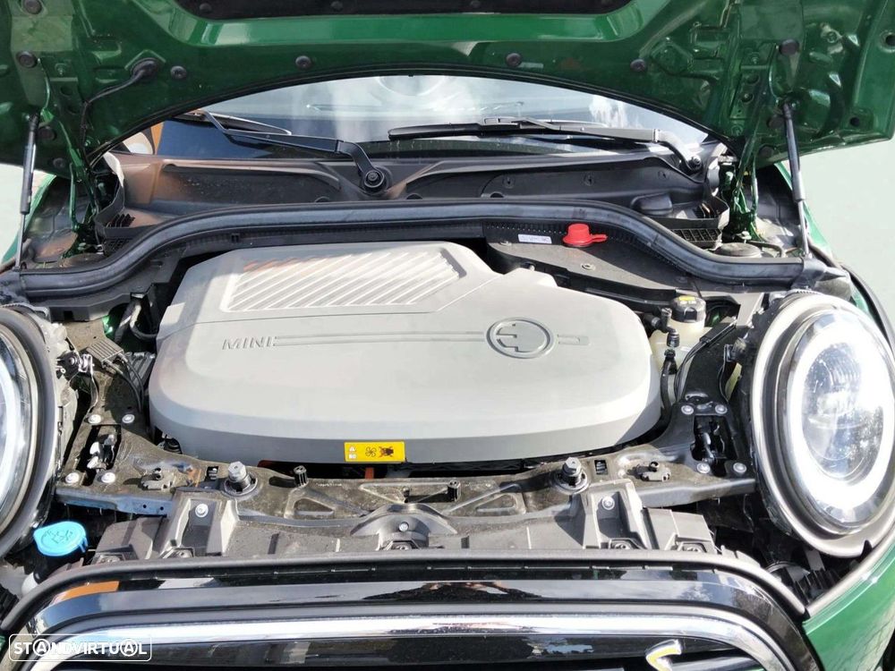MINI 3 Portas Cooper SE Camden Edition - 11