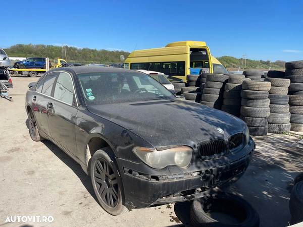 Dezmembrari BMW Seria 7 E65 / 4.4i / Benzina