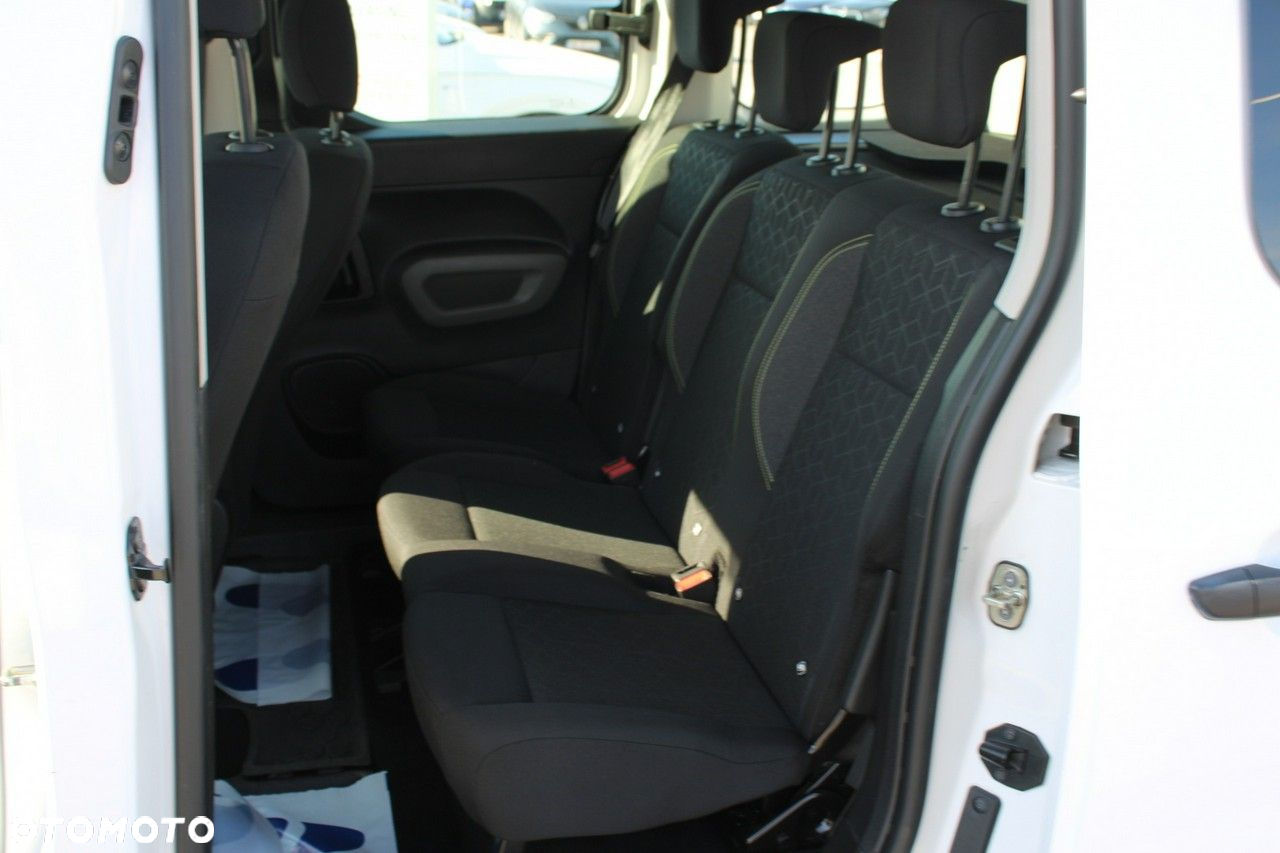 Peugeot Rifter - 15