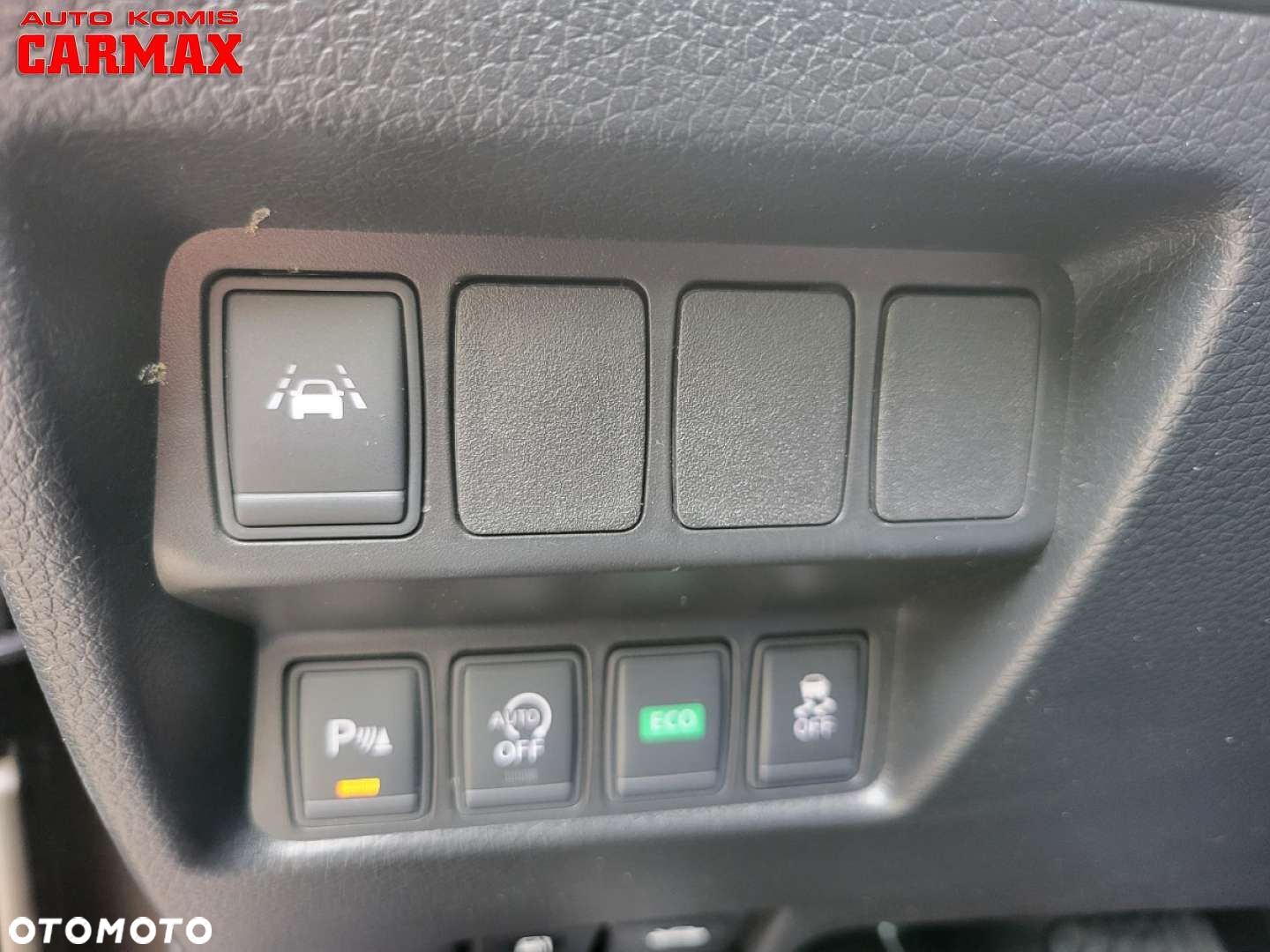 Nissan Qashqai - 23