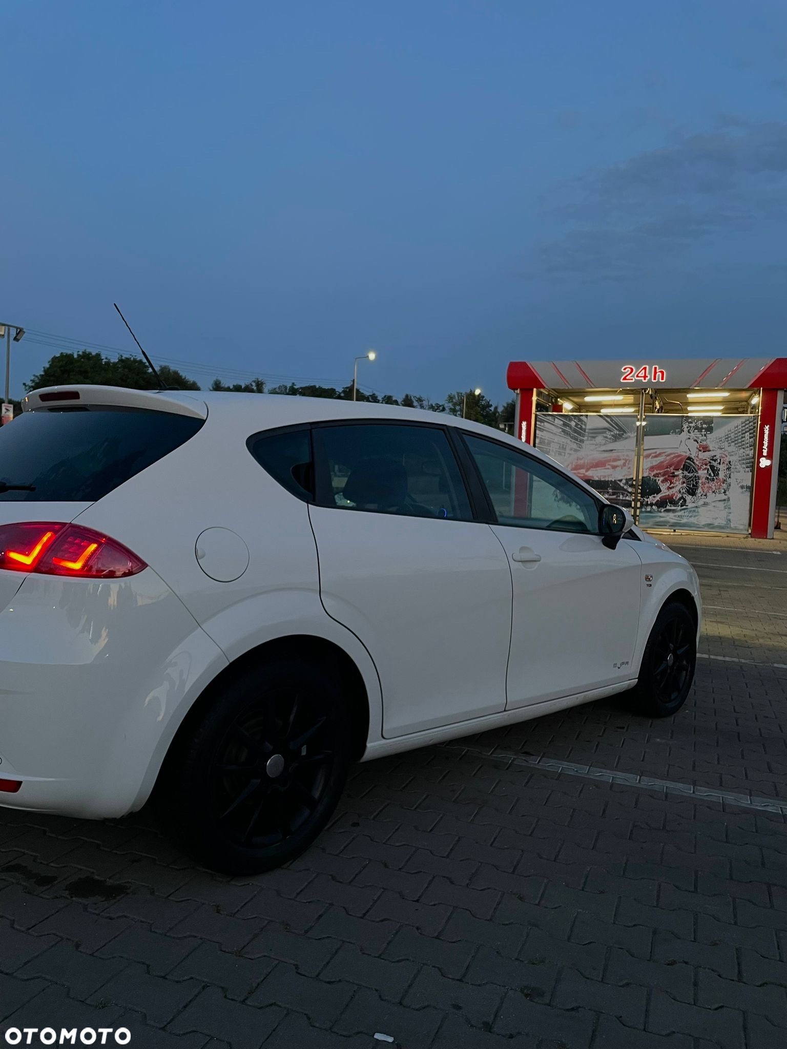 Seat Leon 2.0 TDI DPF Style Copa - 4