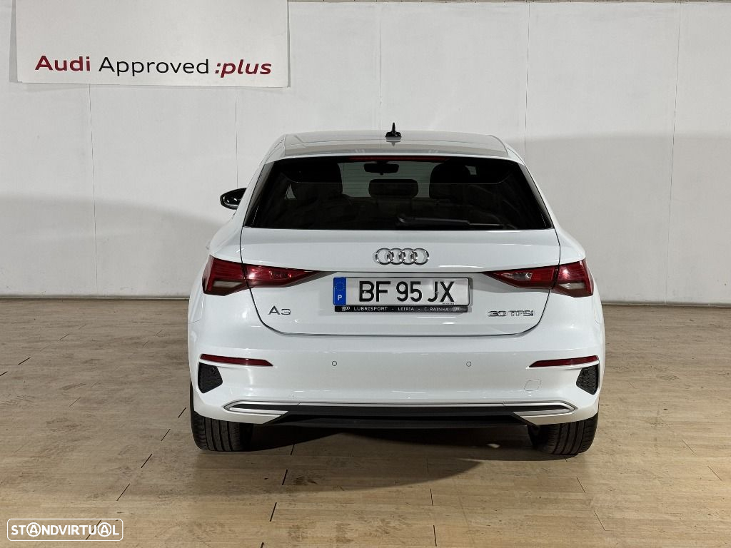 Audi A3 Sportback 30 TFSI Advanced S tronic - 4
