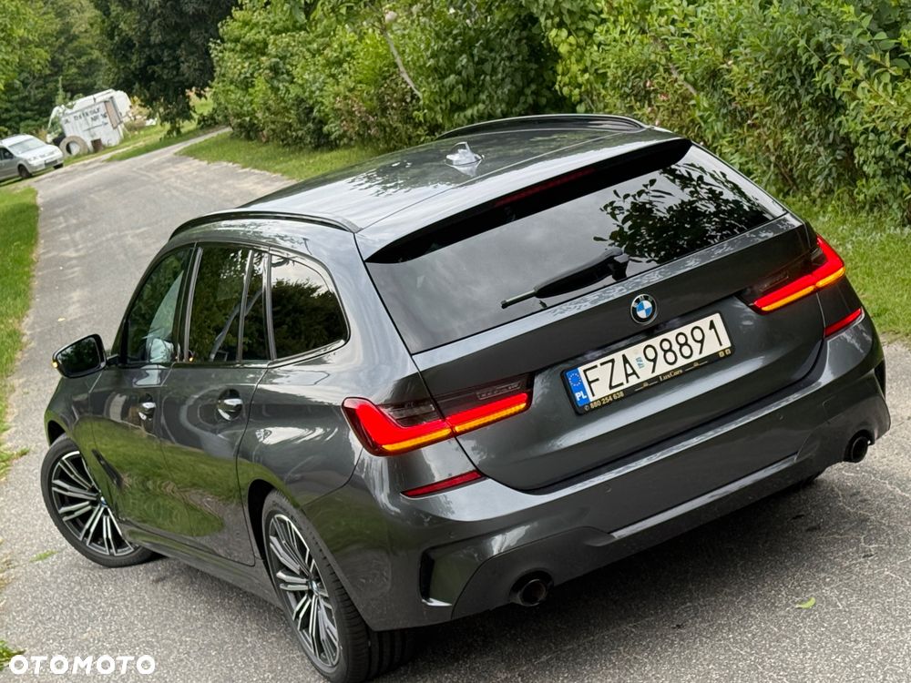 BMW Seria 3 318d M Sport Shadow - 7