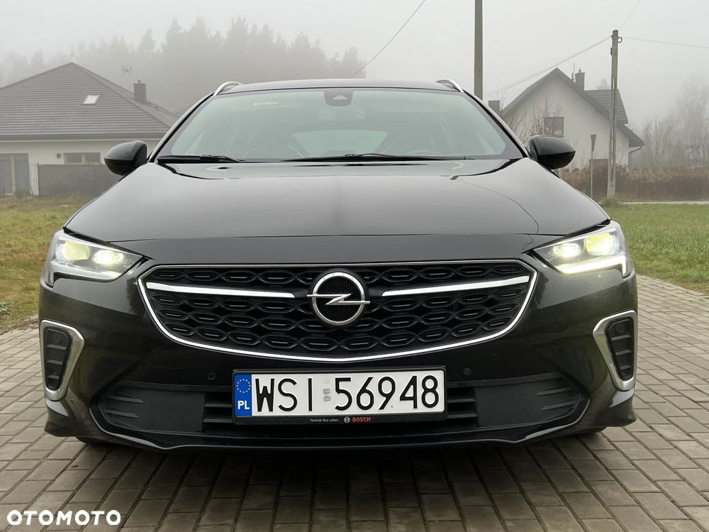 Opel Insignia 2.0 T 4x4 GSi + S&S - 9