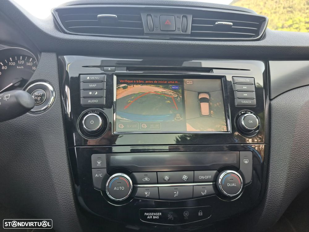 Nissan Qashqai 1.5 dCi N-Connecta J18 - 36