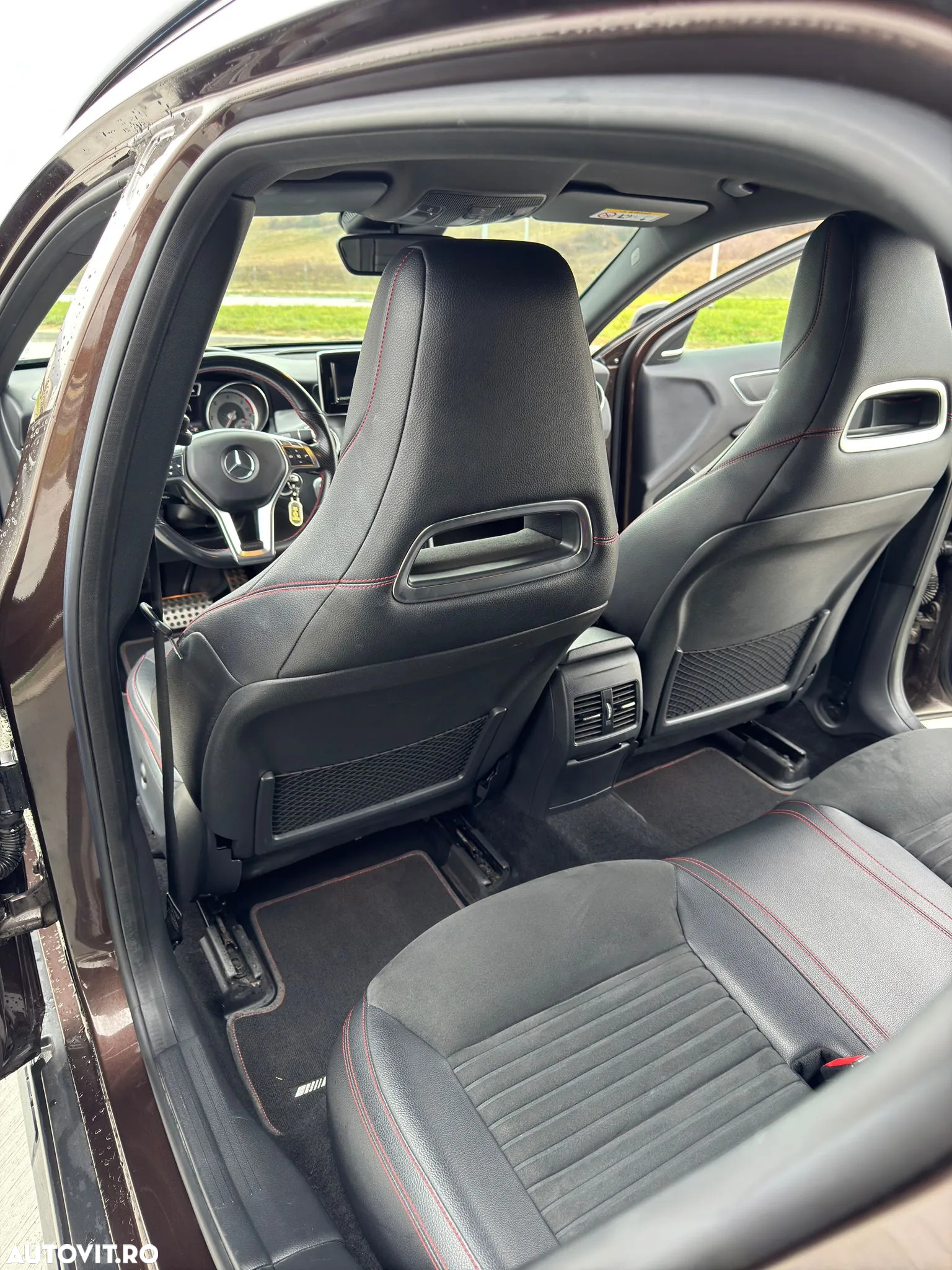 Mercedes-Benz GLA 200 (CDI) d 4Matic 7G-DCT AMG Line - 2