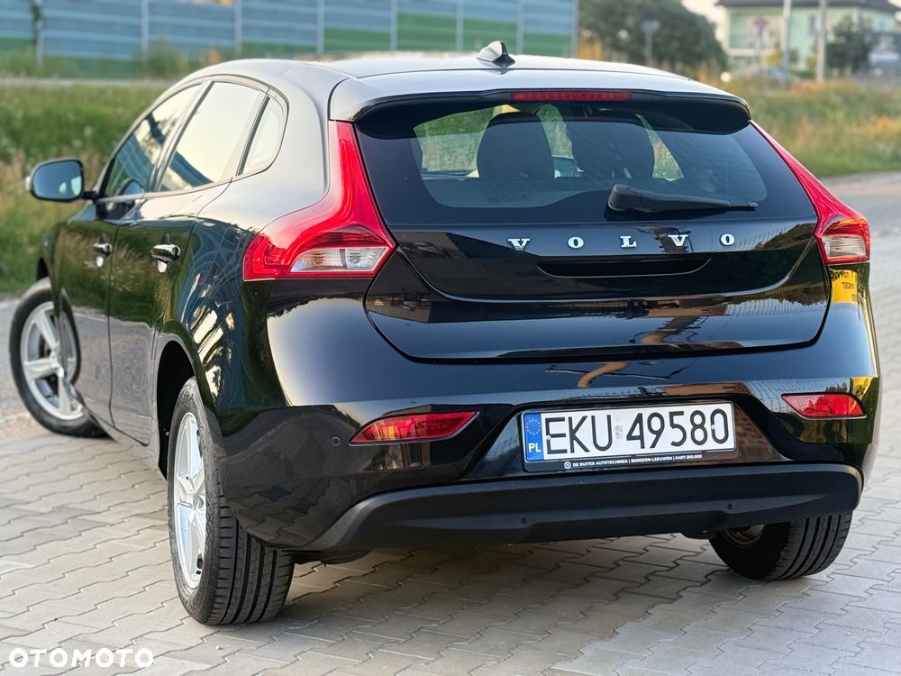 Volvo V40 - 8