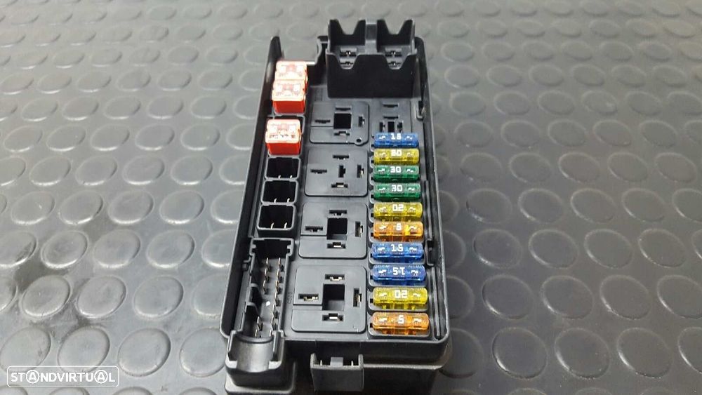 CAIXA DE RELÉS/ FUSÍVEIS MINI MINI (R50,R53) COOPER - 2
