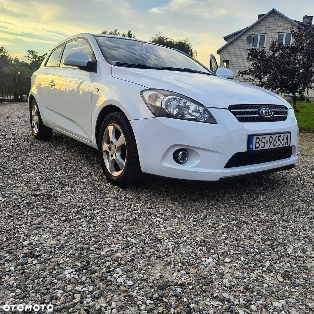Kia Ceed 1.6 Comfort - 4