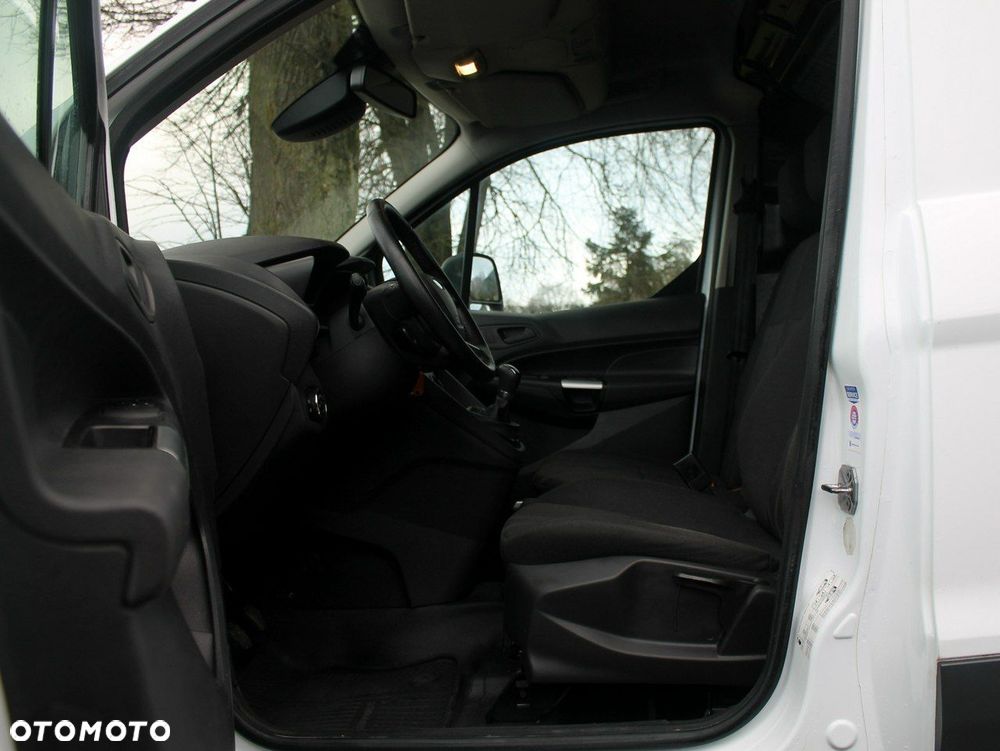 Ford Transit Connect - 28