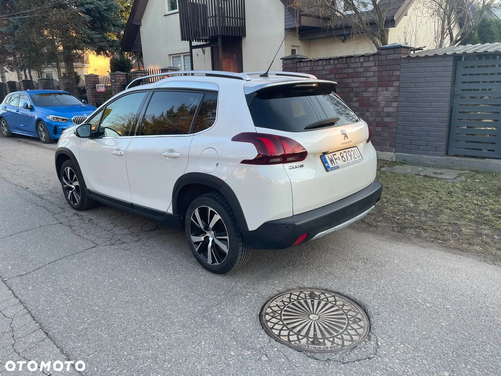 Peugeot 2008 1.2 Pure Tech Style S&S EAT6 - 3