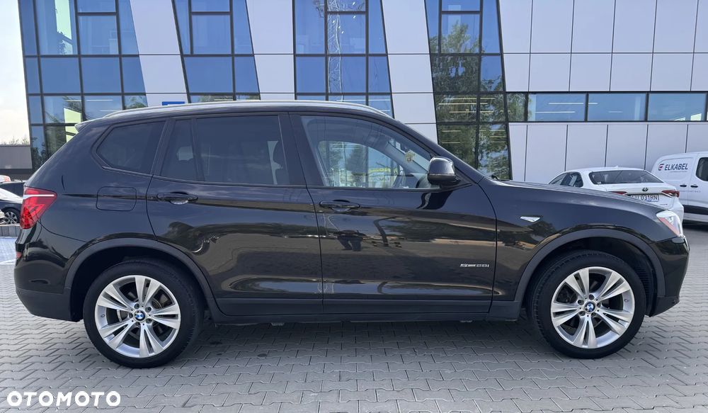 BMW X3 28i xDrive - 5