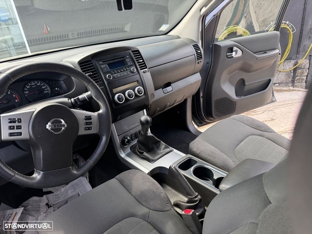 Nissan Navara 2.5 dCi KC SE 4WD - 22