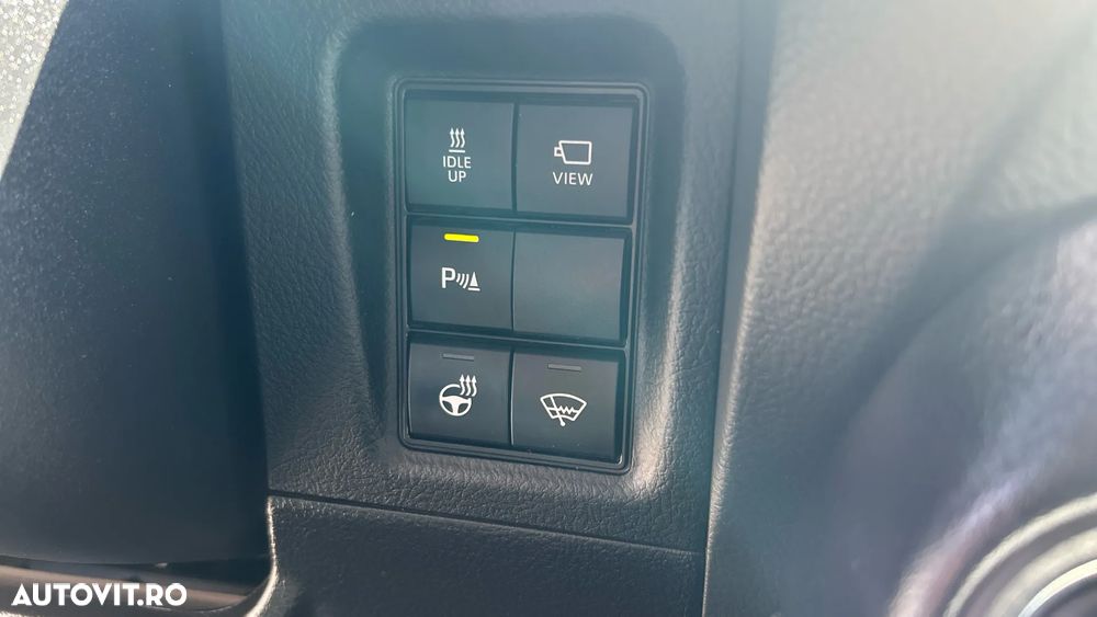 Toyota Land Cruiser 2.8l D-4D 204 CP A/T 7 locuri Luxury AVS - 14