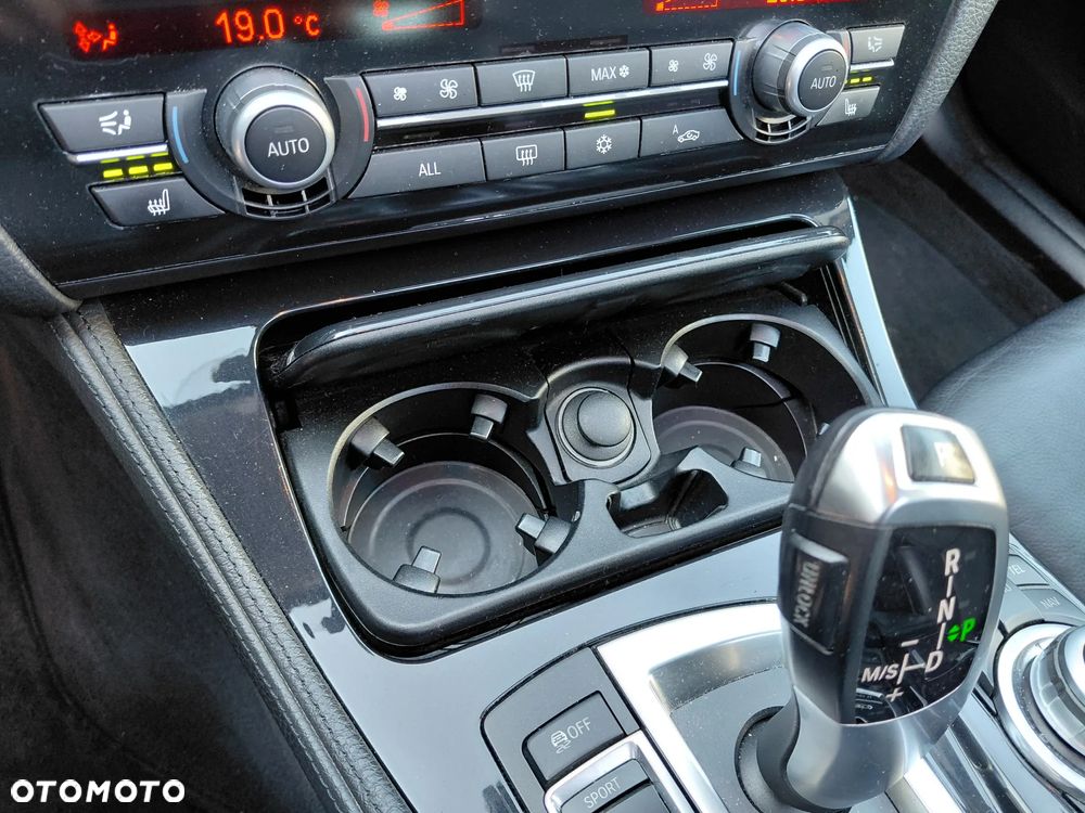 BMW Seria 5 520d Modern Line - 26