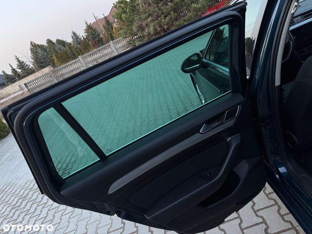 Volkswagen Passat 2.0 TDI SCR DSG Comfortline - 13