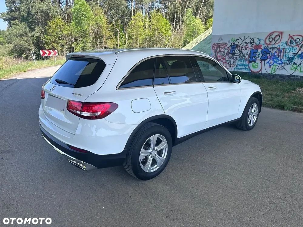 Mercedes-Benz GLC 300 4Matic 9G-TRONIC - 7