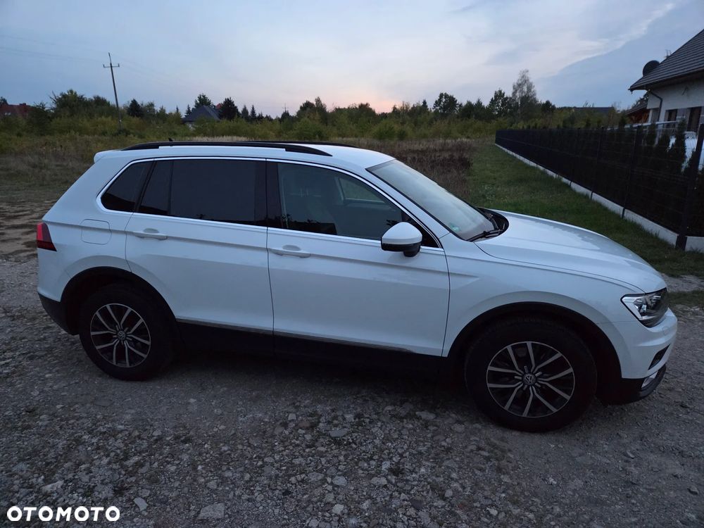 Volkswagen Tiguan 2.0 TSI 4Motion BlueMotion Technology Comfortline - 4