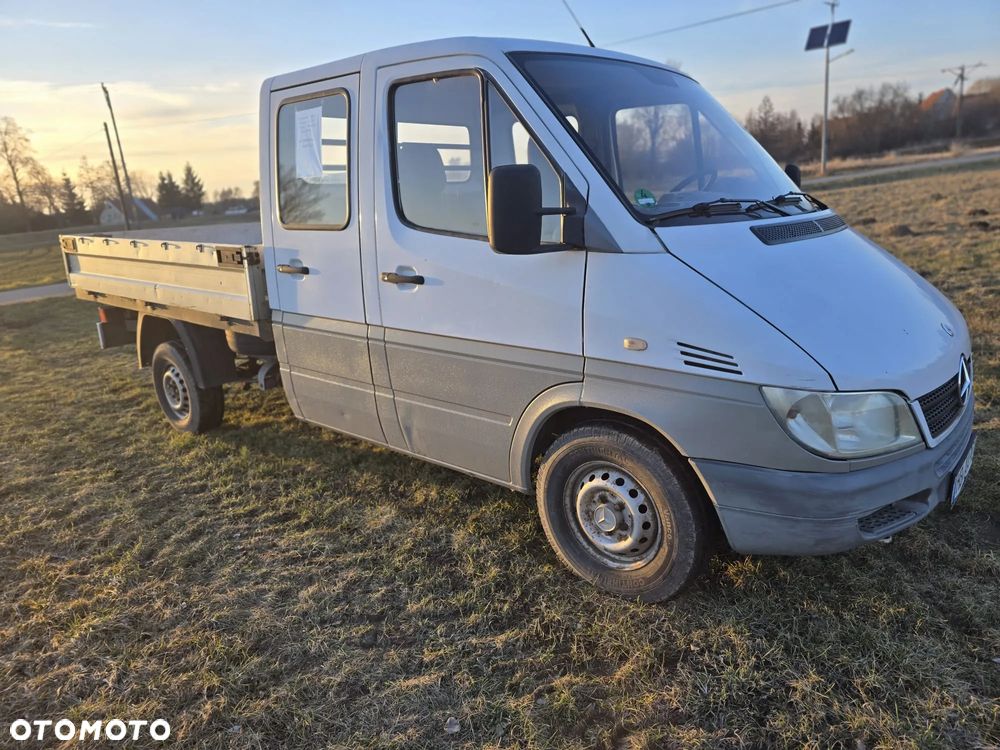 Mercedes-Benz Sprinter - 5