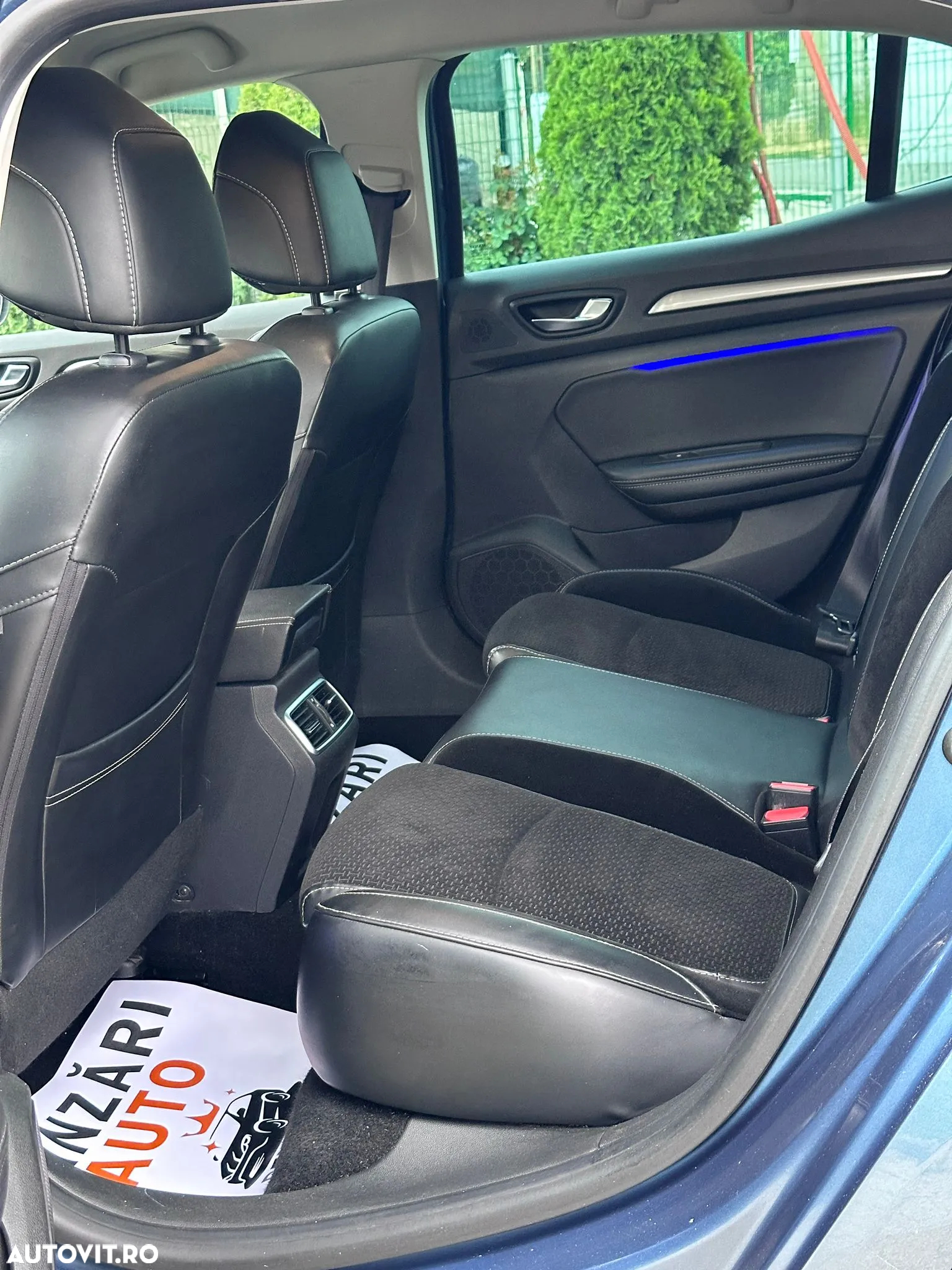 Renault Megane ENERGY dCi 130 INTENS - 8
