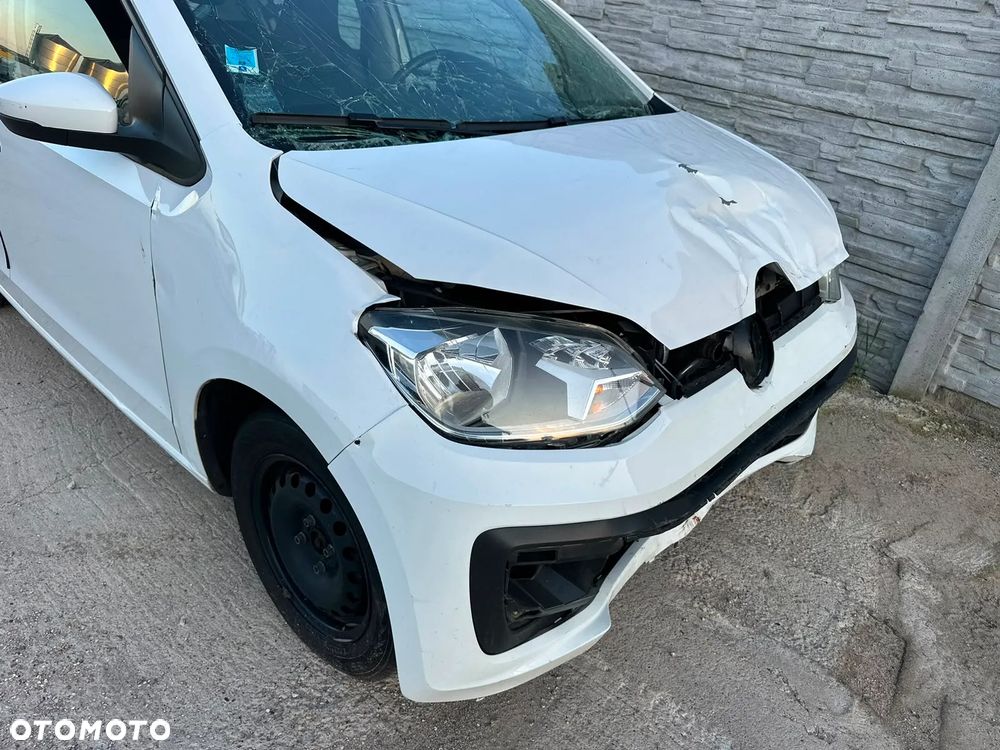 Volkswagen up! Active - 27