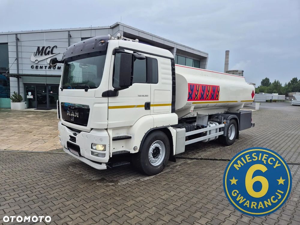 MAN TGS 18.360 / CYSTERNA / PALIWA + OLEJE / ADR / EURO 5 / 11M3 / 3 KOMORY / KABINA SYPIALNIANA / 1WŁ - 2