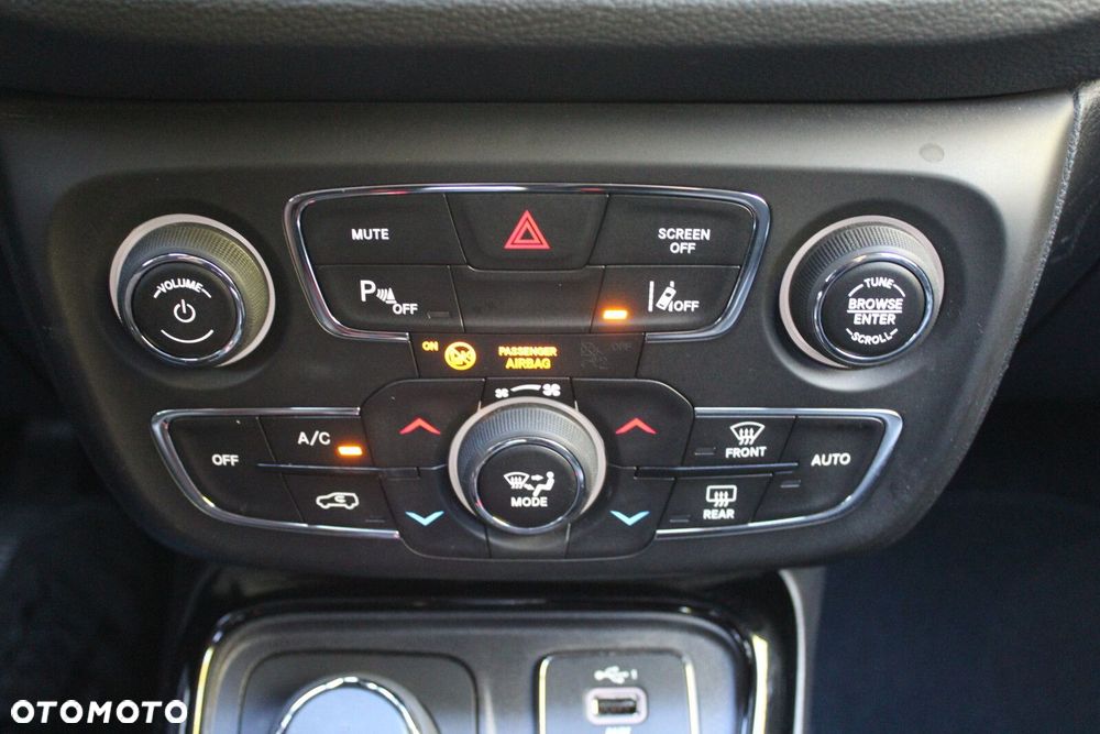 Jeep Compass - 20