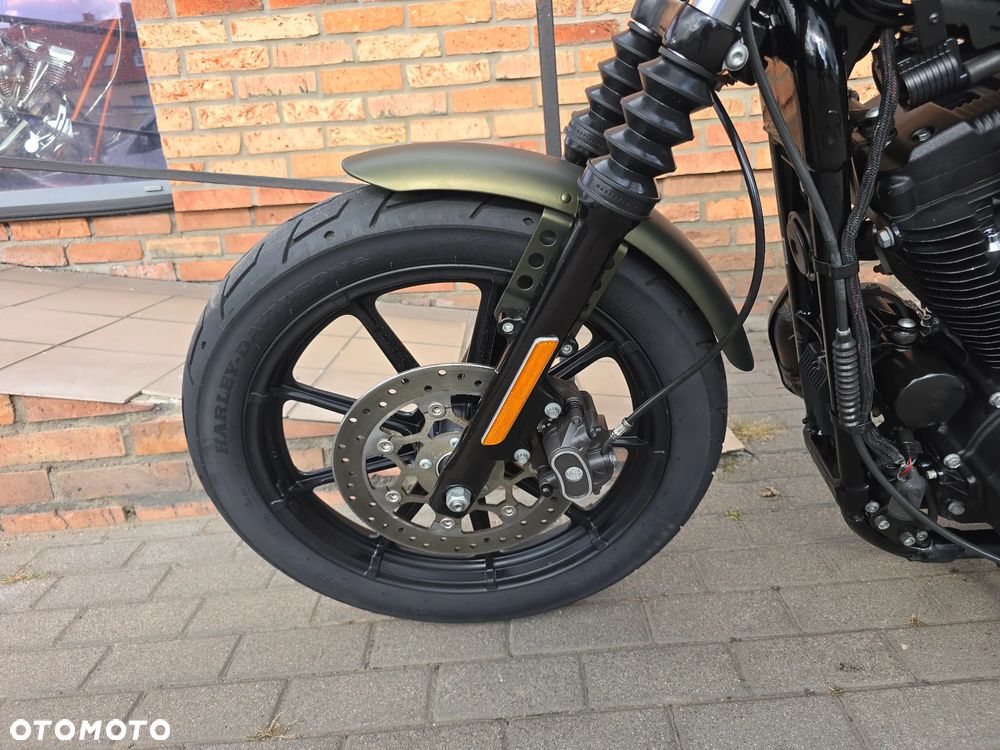 Harley-Davidson Sportster Iron 1200 - 26