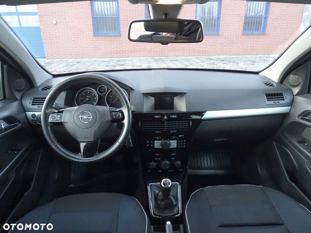 Opel Astra 1.7 CDTI Cosmo - 8