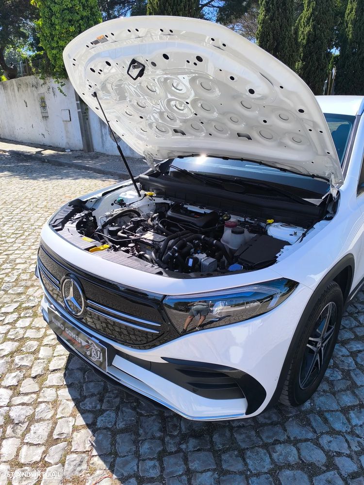 Mercedes-Benz EQB 250+ AMG Line - 31