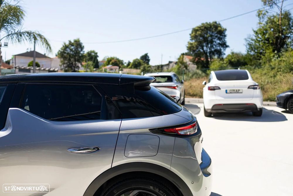 DS DS3 Crossback E-TENSE PERFORMANCE LINE + - 11