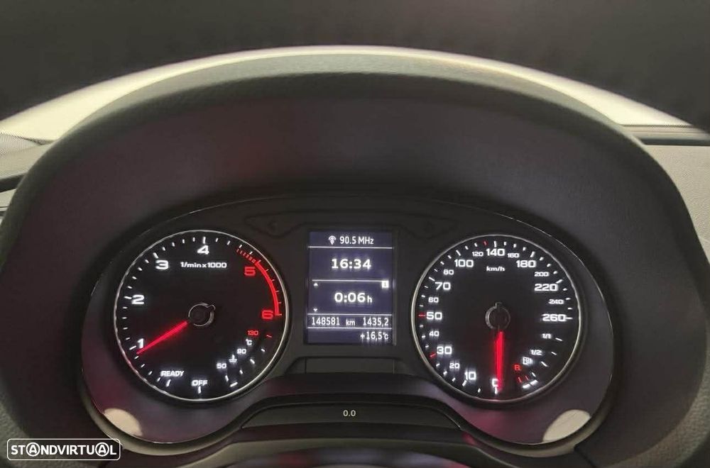 Audi A3 Sportback 1.6 TDI Design - 12